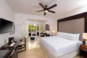 Deluxe Room - Meliá Caribe Tropical All Inclusive Beach & Golf Resort - Punta Cana